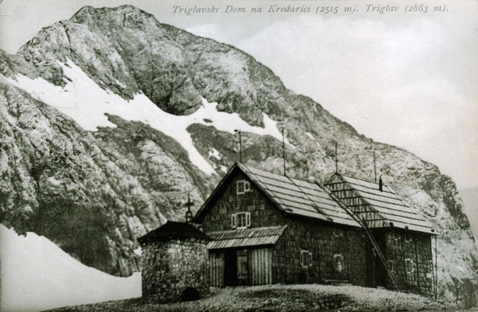 Triglavski_dom_kmalu_po_prenovi_leta_1909