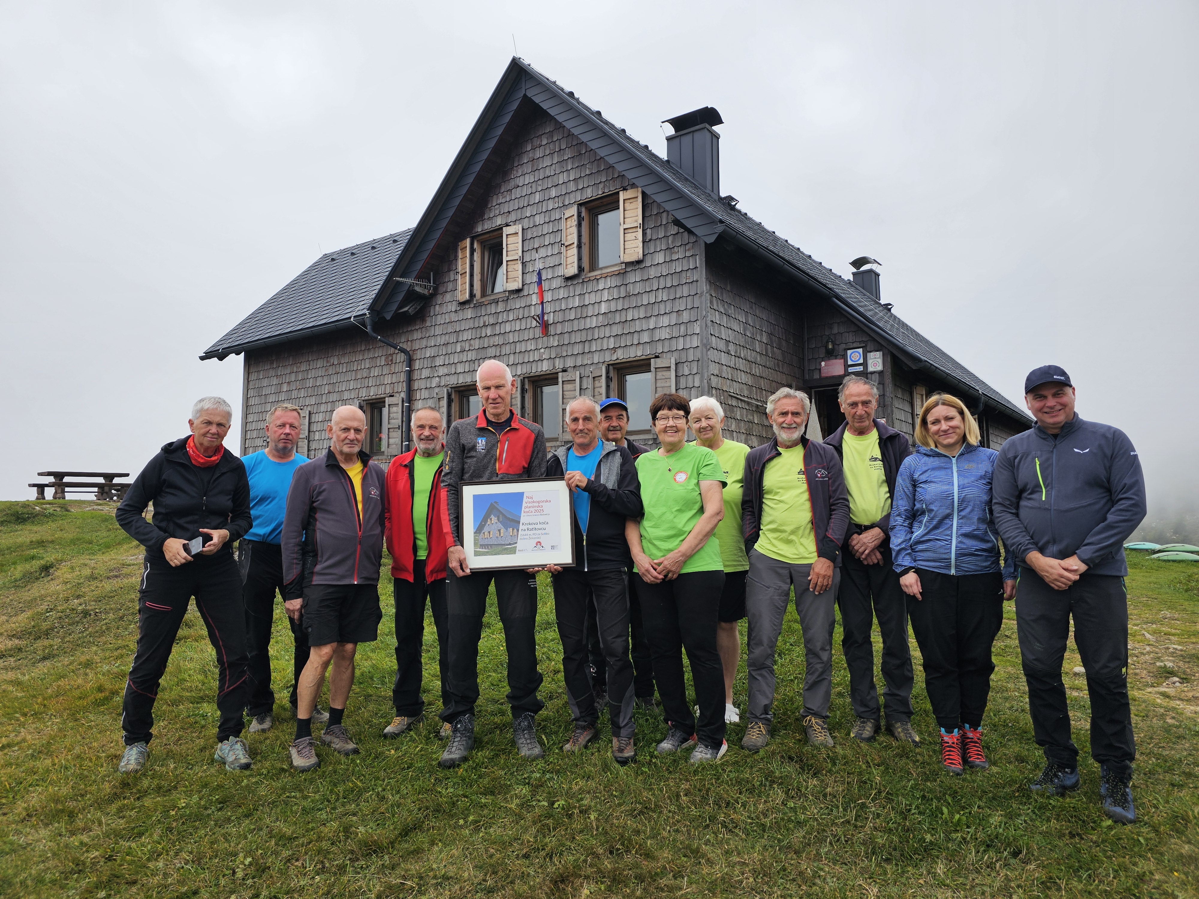 naj_visokogorska_planinska_koca_2025_krekova_koca_foto_manca_ogrin__2_