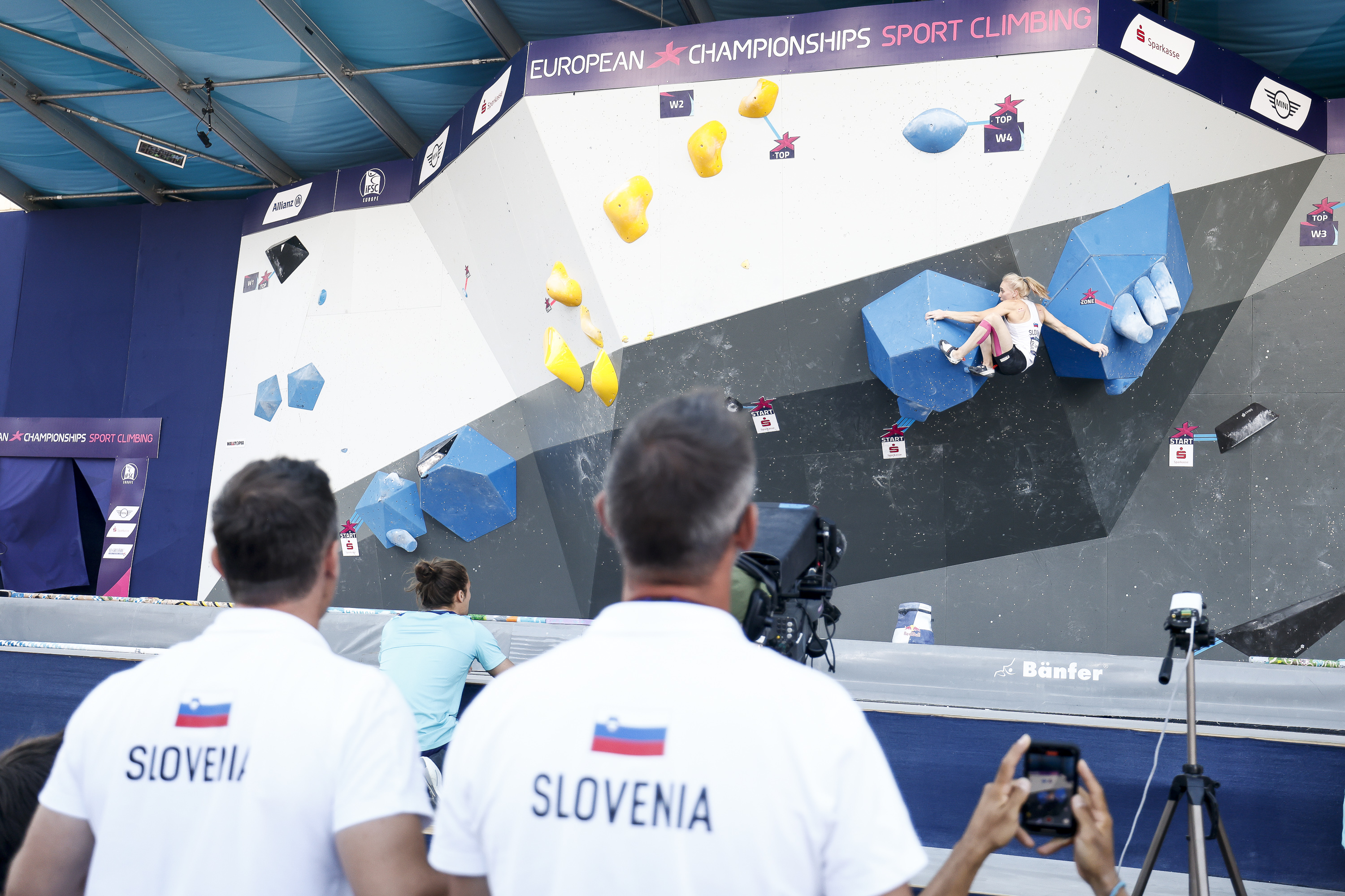 WOMEN_BOULDER_SEMIFINAL_MUNICH_EC_14082022_DIMITRIS_TOSIDIS_48