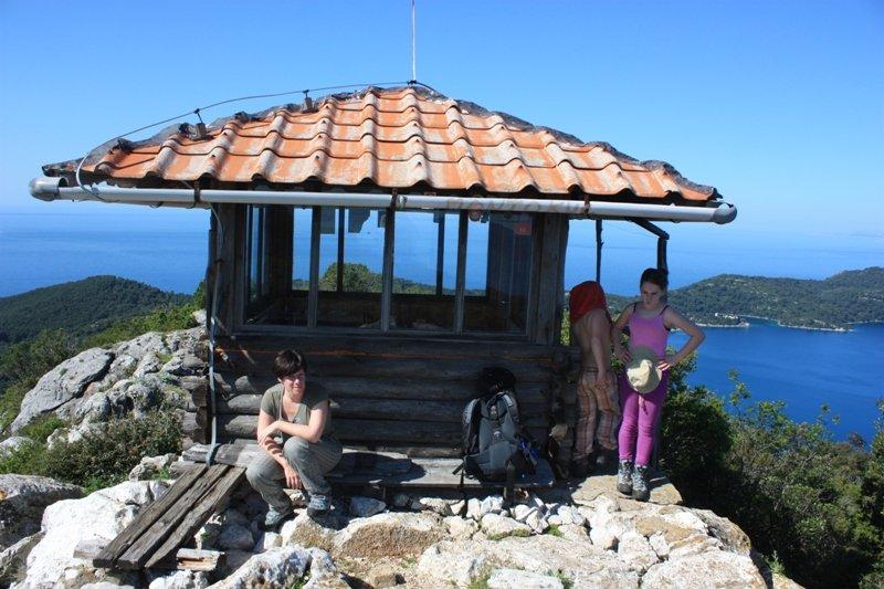 Dan_HRV_planincev3_protipozarna_hisica_foto_Borut_Peroslja
