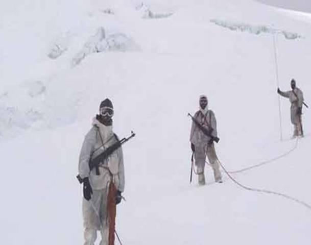 Pakistan_siachen_vojaki