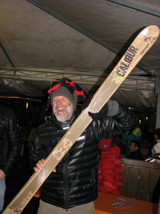 Veselje Borisa Stropnika ob glavni nagradi na srečelovu, foto Špela Zupan